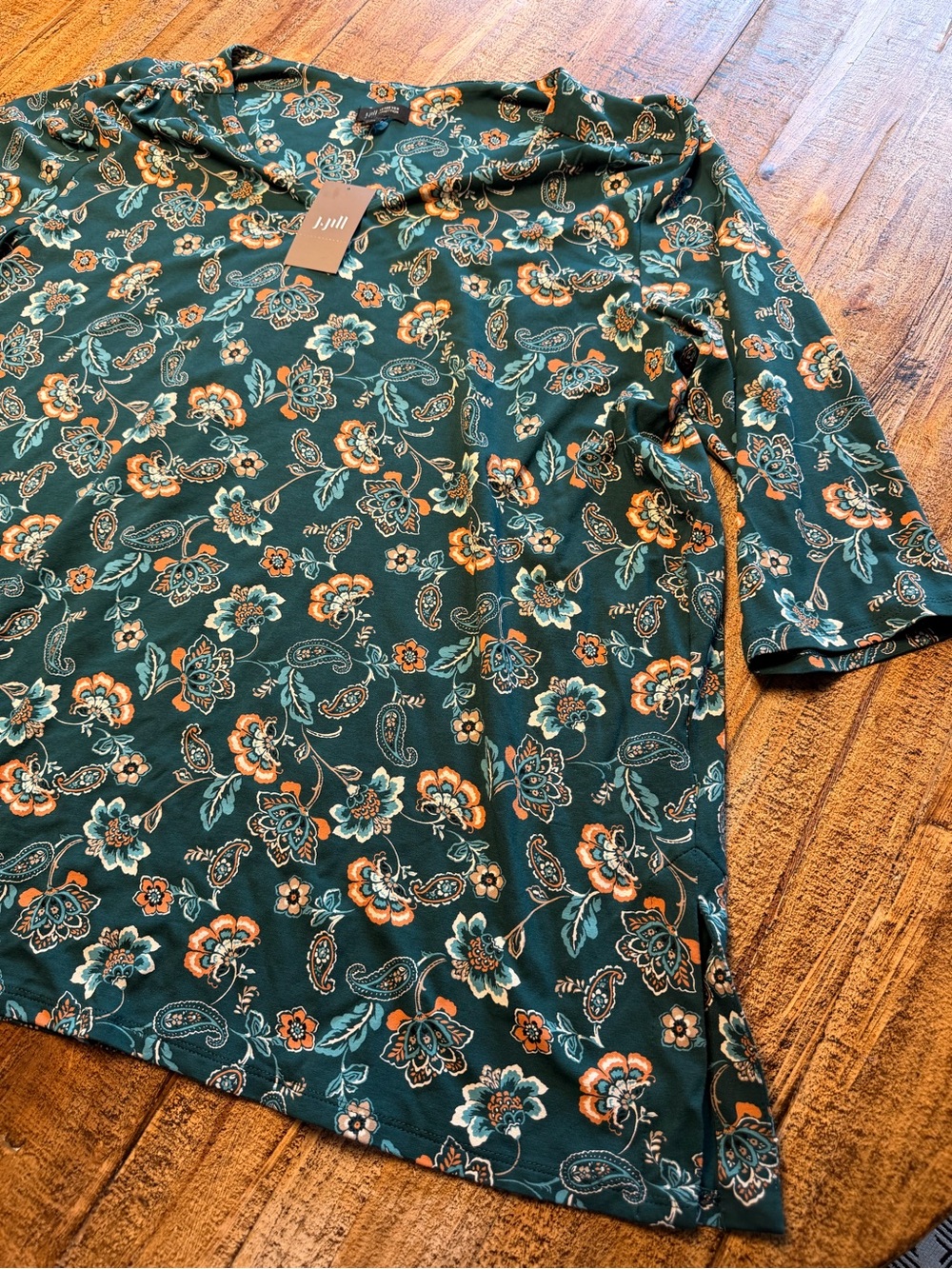 NWT J. Jill women’s top green with floral pattern half sleeve large petite soft